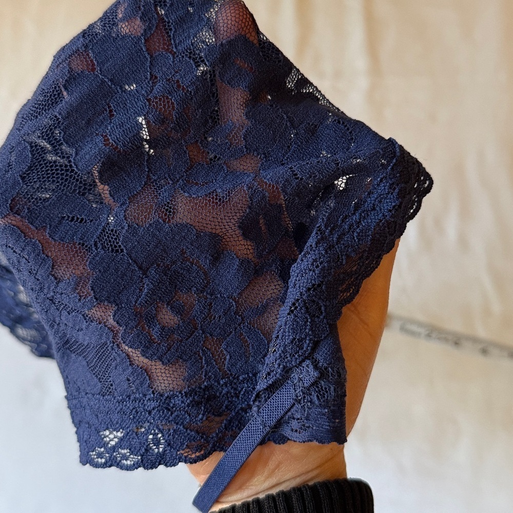 Anthropologie Navy Lace Cropped Cami - Picture 12 of 12